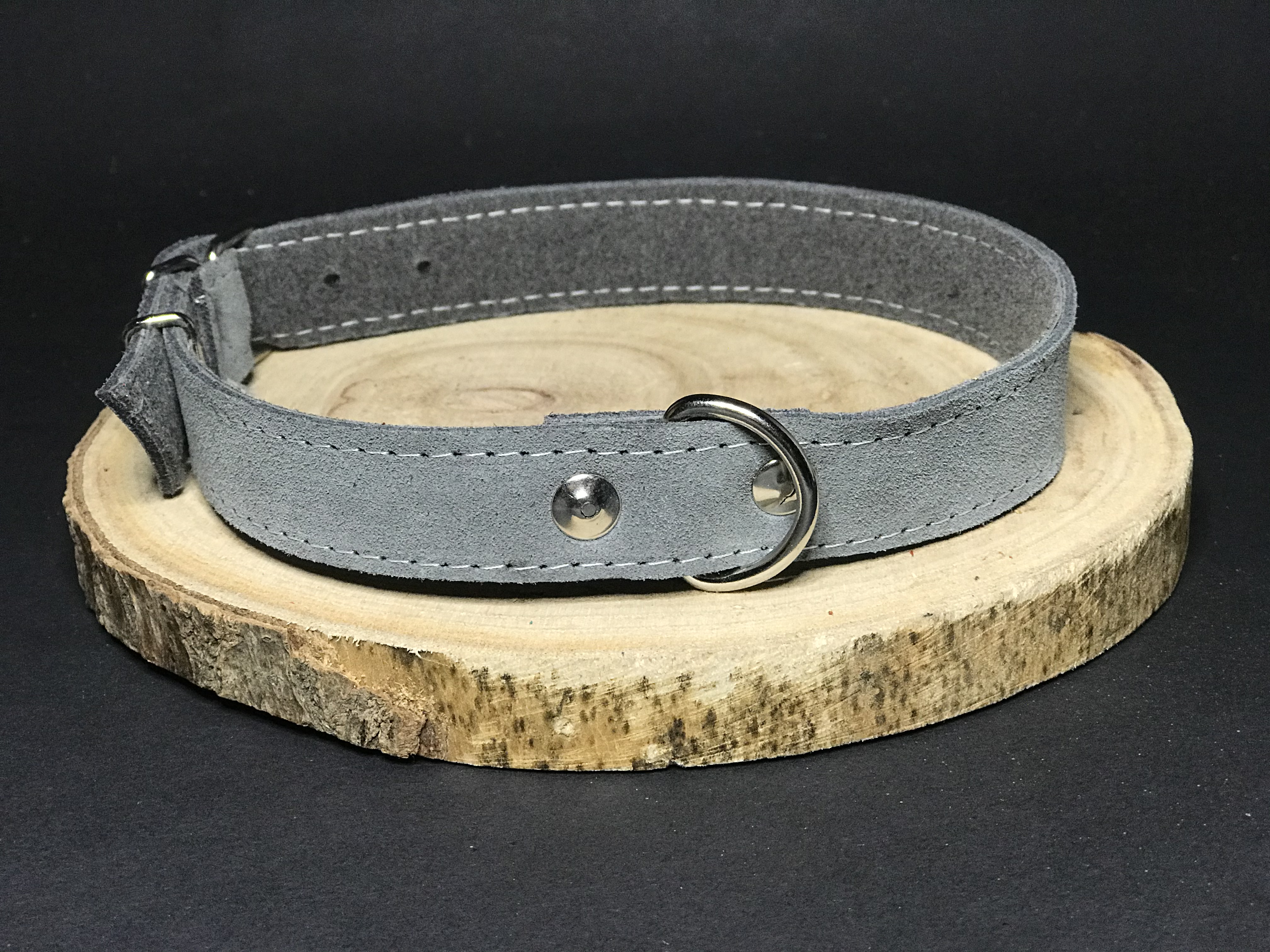 Palkar obojek z velurové kůže pro psy 50 cm x 22 mm šedá