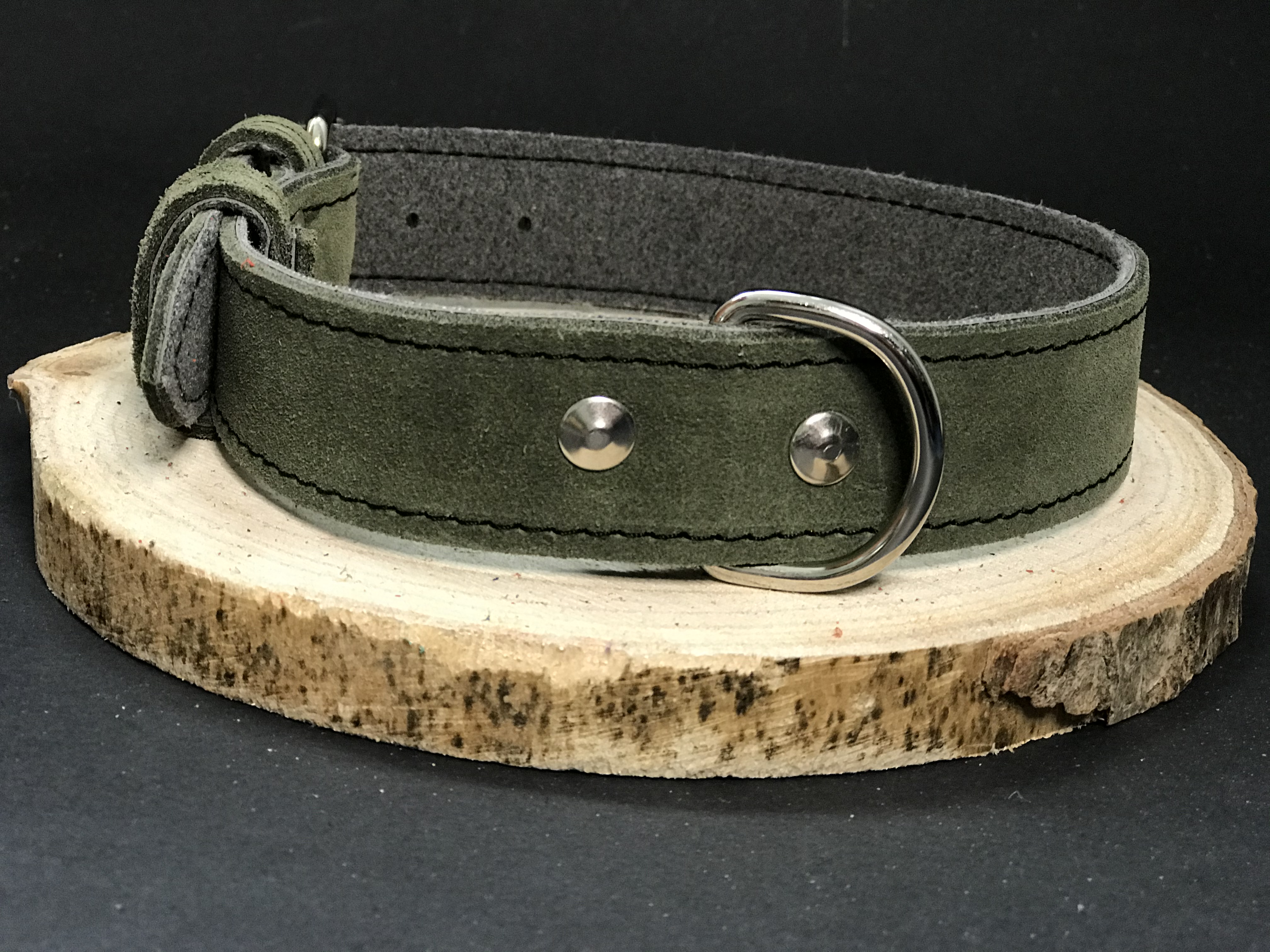 Palkar obojek z velurové kůže pro psy 50 cm x 30 mm vojenská