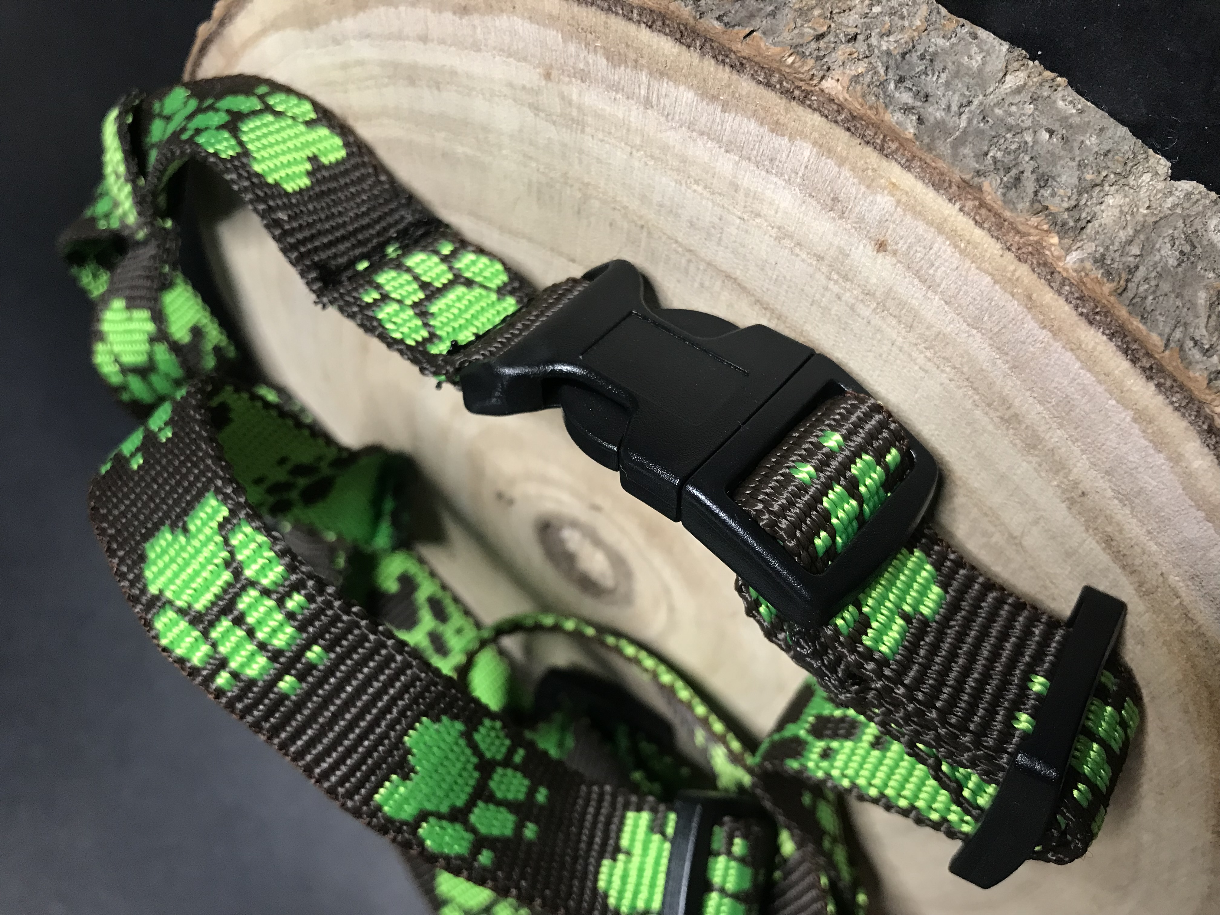 Palkar klasický postroj pro psy 36 cm - 60 cm vel. 3 černo-zelená s tlapkami