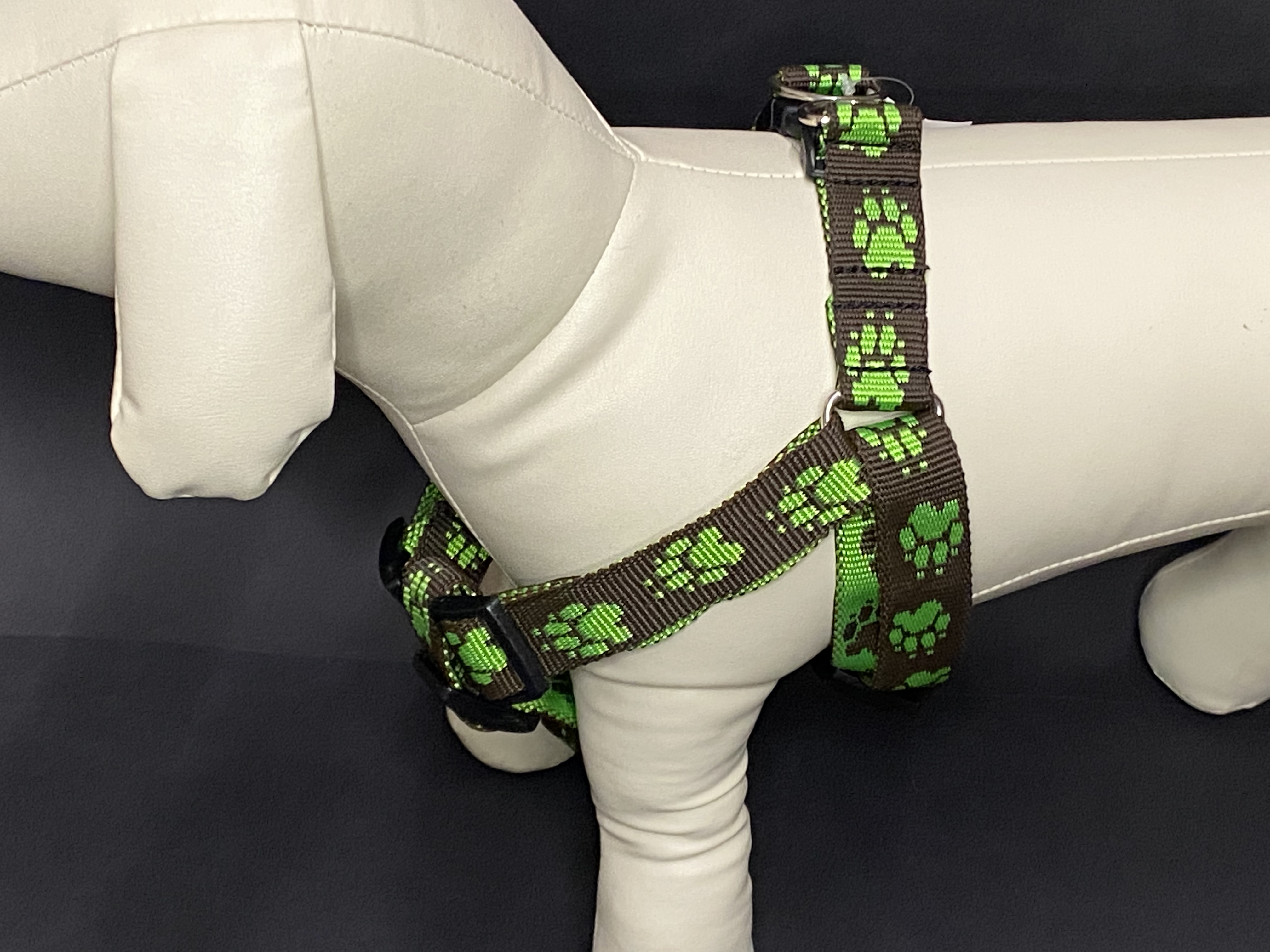 Palkar motýlek postroj pro psy 50 cm - 66 cm vel. 3 hnědo-zelená s tlapkami