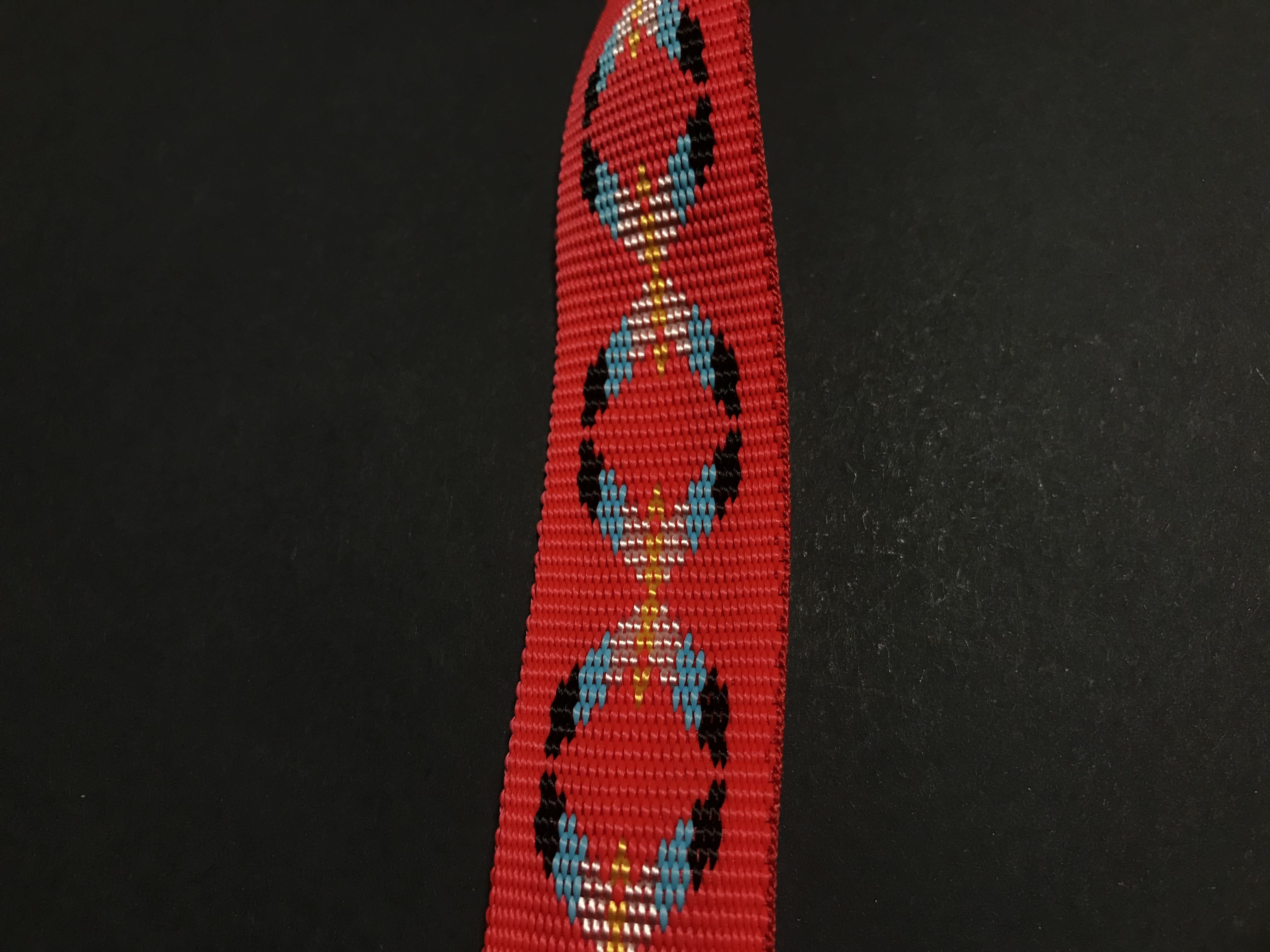 Palkar vodítko z popruhu pro psy 150 cm x 25 mm červená s indiánem