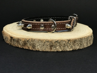 Palkar obojek z kůže hlazenice pro psy zdobený hroty 35 cm x 14 mm hnědý