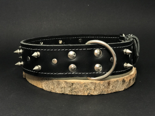 Palkar obojek z kůže hlazenice pro psy zdobený hroty 70 cm x 40 mm černý