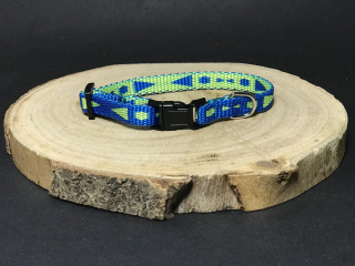 Palkar obojek z popruhu pro psy 25 cm x 10 mm modro-žlutá s šipkami