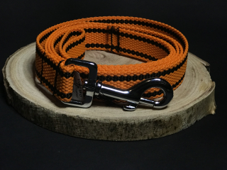 Palkar vodítko z popruhu pro psy 150 cm x 25 mm oranžová s páskami